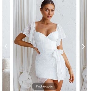 Selfie Leslie APHRODITE MOLDED BUST ANGEL SLEEVE WRAP DRESS EMBROIDERED WHITE